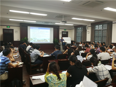 齐向阳高工关于“快速发展的中国铁路”的学术报告