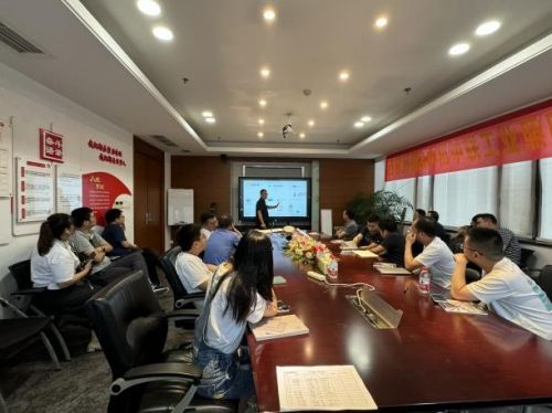 西顿照明 与中机中联工程开展工业照明产品技术交流会